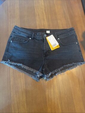 H&M Black Frayed Edge Denim Cutoff Shorts